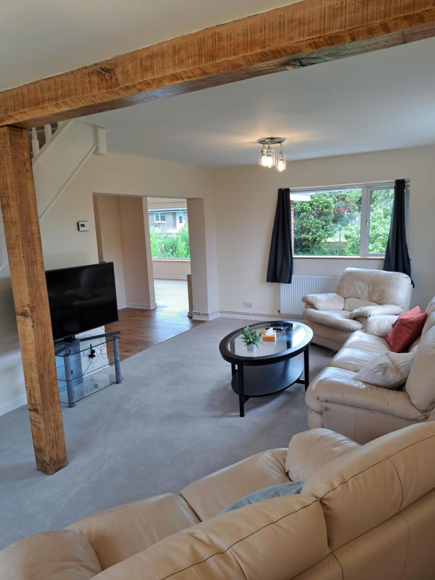 Beautiful 5 Bedroom Bungalow, Sleeps 7, In Calne Exterior foto